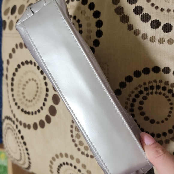 Purlisse  Silver Cosmetic Makeup Bag - Picture 2 of 14